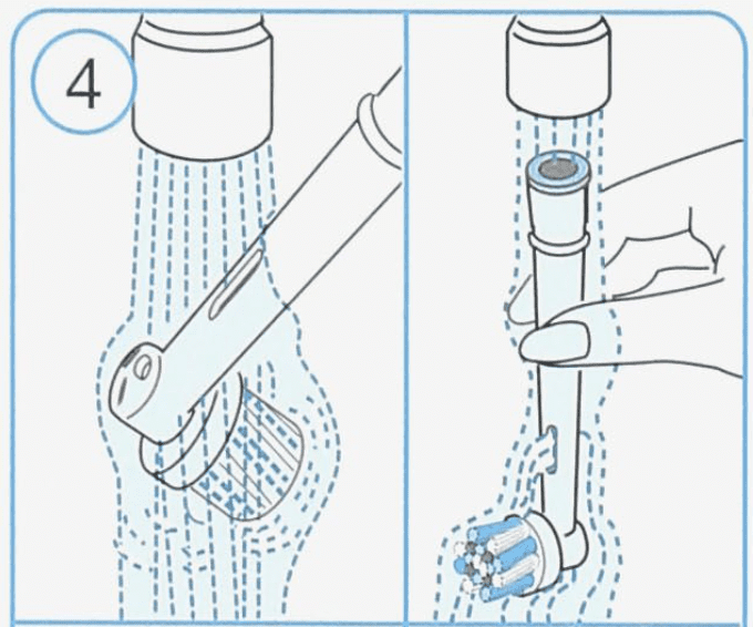 Vệ sinh đầu bàn chải Oral-B