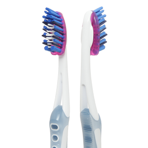 Bàn chải đánh răng Oral-B trắng sáng 3D vỉ 3 cây