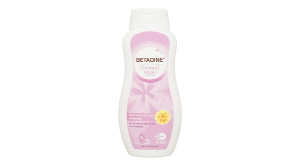 Dung dịch vệ sinh phụ nữ Betadine Gentle làm sạch vùng kín chai 100ml