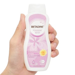 Dung dịch vệ sinh phụ nữ Betadine Gentle làm sạch vùng kín chai 100ml