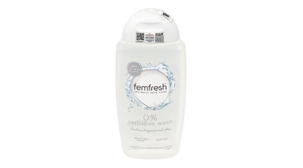 Dung dịch vệ sinh phụ nữ Femfresh 0% Sensitive Wash làm sạch cho da nhạy cảm chai 250ml