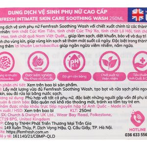 Dung dịch vệ sinh phụ nữ Femfresh Soothing Wash làm sạch, diệt khuẩn chai 250ml