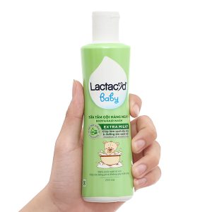 Sữa tắm gội Lactacyd Baby Extra Milky bảo vệ da và tóc cho bé chai 250ml