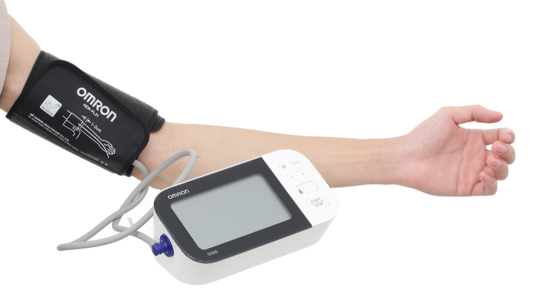 Máy đo huyết áp bắp tay Omron Hem- 7361T