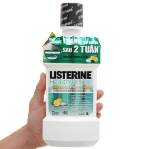 Nước súc miệng Listerine Healthy Bright giúp trắng răng chai 750ml