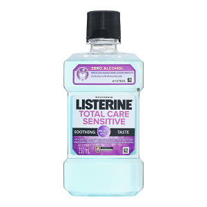 Nước súc miệng Listerine Total Care Sensitive hơi thở thơm mát chai 250ml