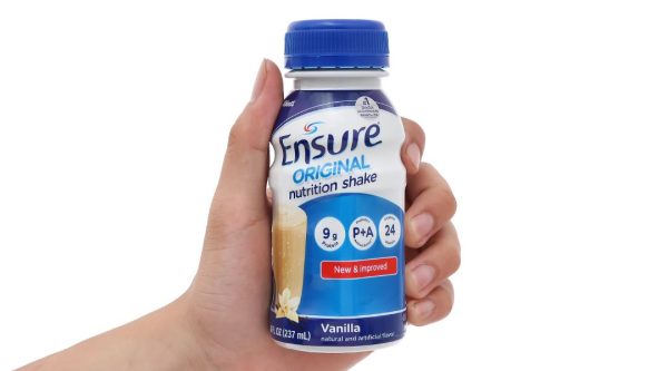 Sữa bột pha sẵn Ensure Original bổ sung dinh dưỡng đầy đủ hương vani (6 chai x 237ml)