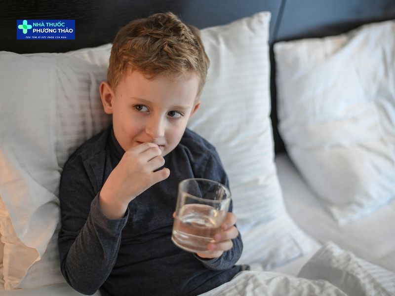 Khi nào nên cho trẻ em sử dụng thuốc bổ mắt?